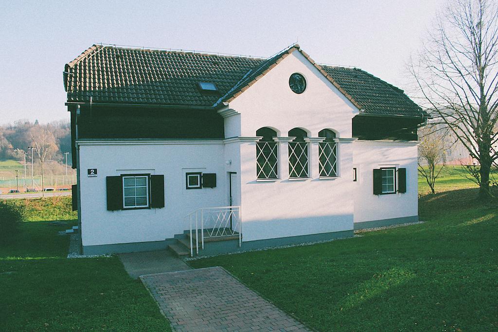 Terme Olimia - Apartment Village Lipa Podcetrtek Exterior photo